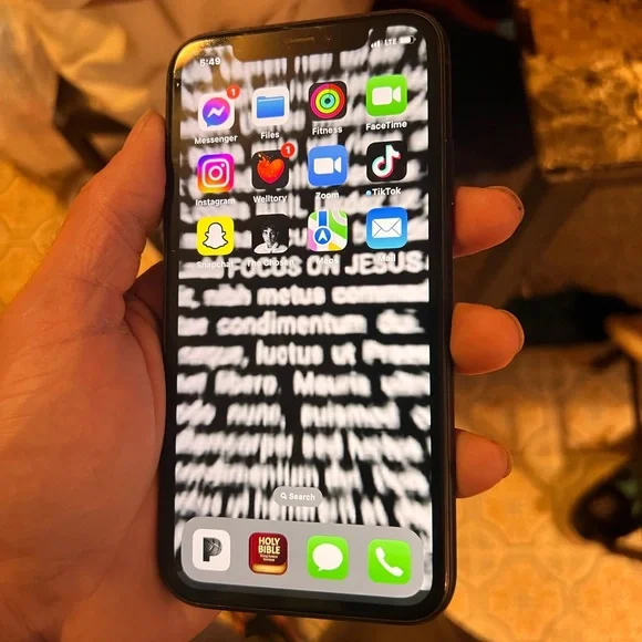 iPhone XR 64 gb unlocked
